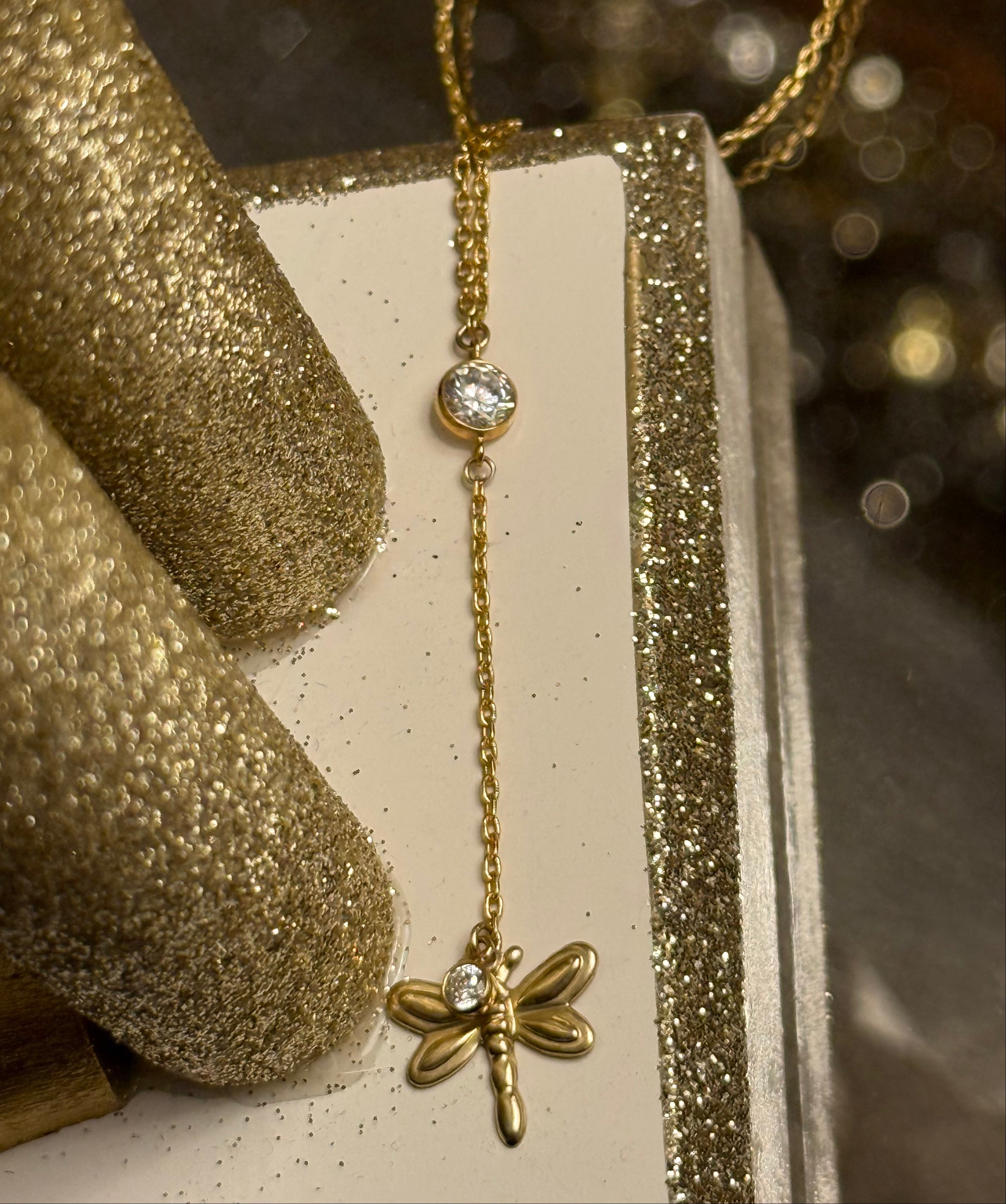 Dragonfly Drop Lariat