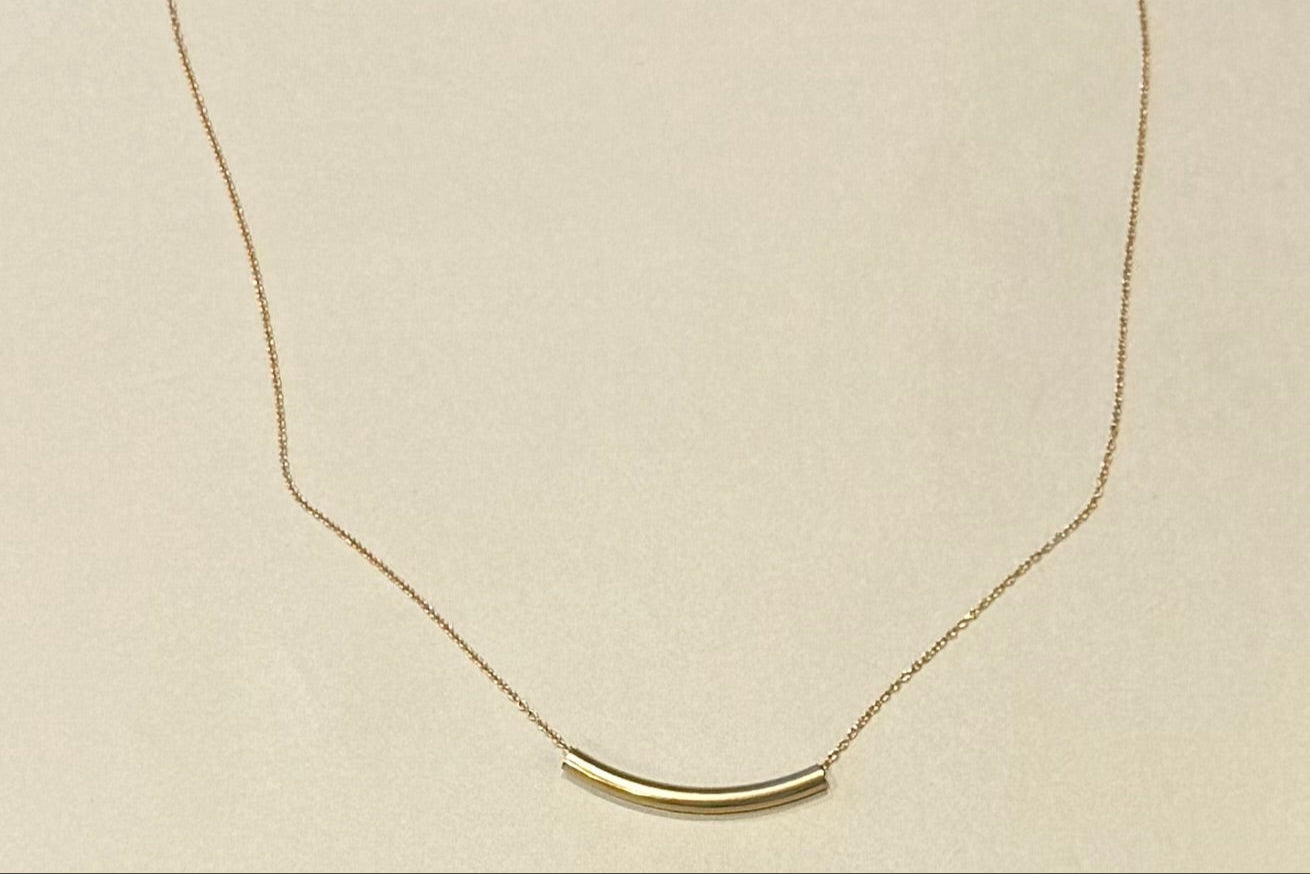 The Bar Necklace