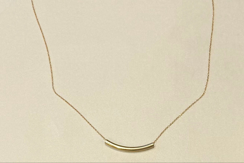 The Bar Necklace